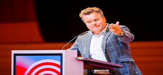 Jürgen Dusel beim Gesundheitskongress 